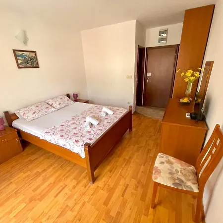 Ns Velji Vinogradi Bed & Breakfast *