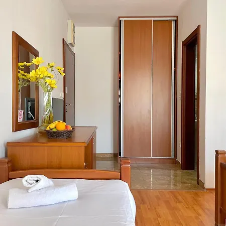 Bed & Breakfast Ns Velji Vinogradi Budva